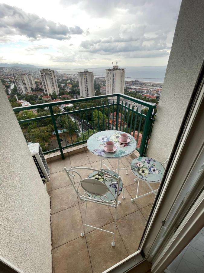 Apartment With Amazing City View Rijeka Exteriör bild