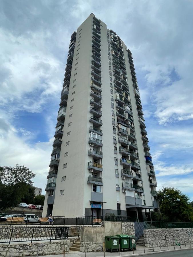 Apartment With Amazing City View Rijeka Exteriör bild