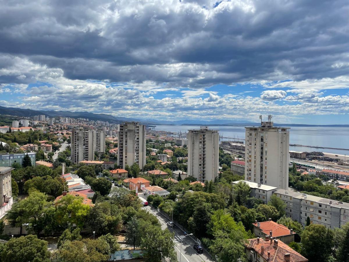 Apartment With Amazing City View Rijeka Exteriör bild